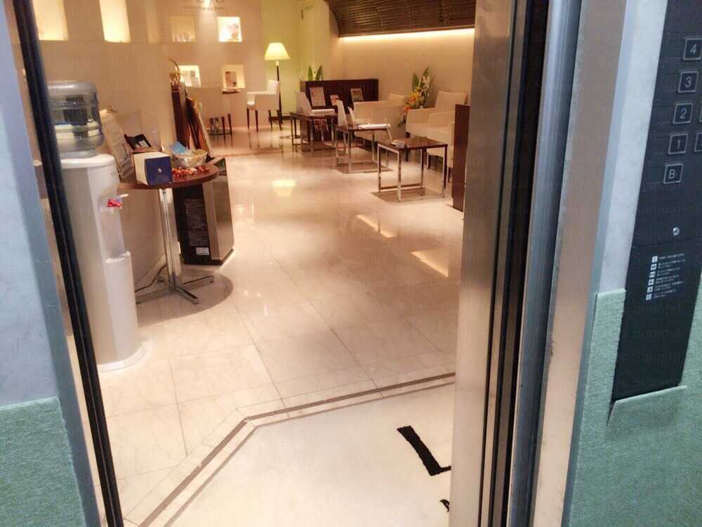 レイア銀座店
