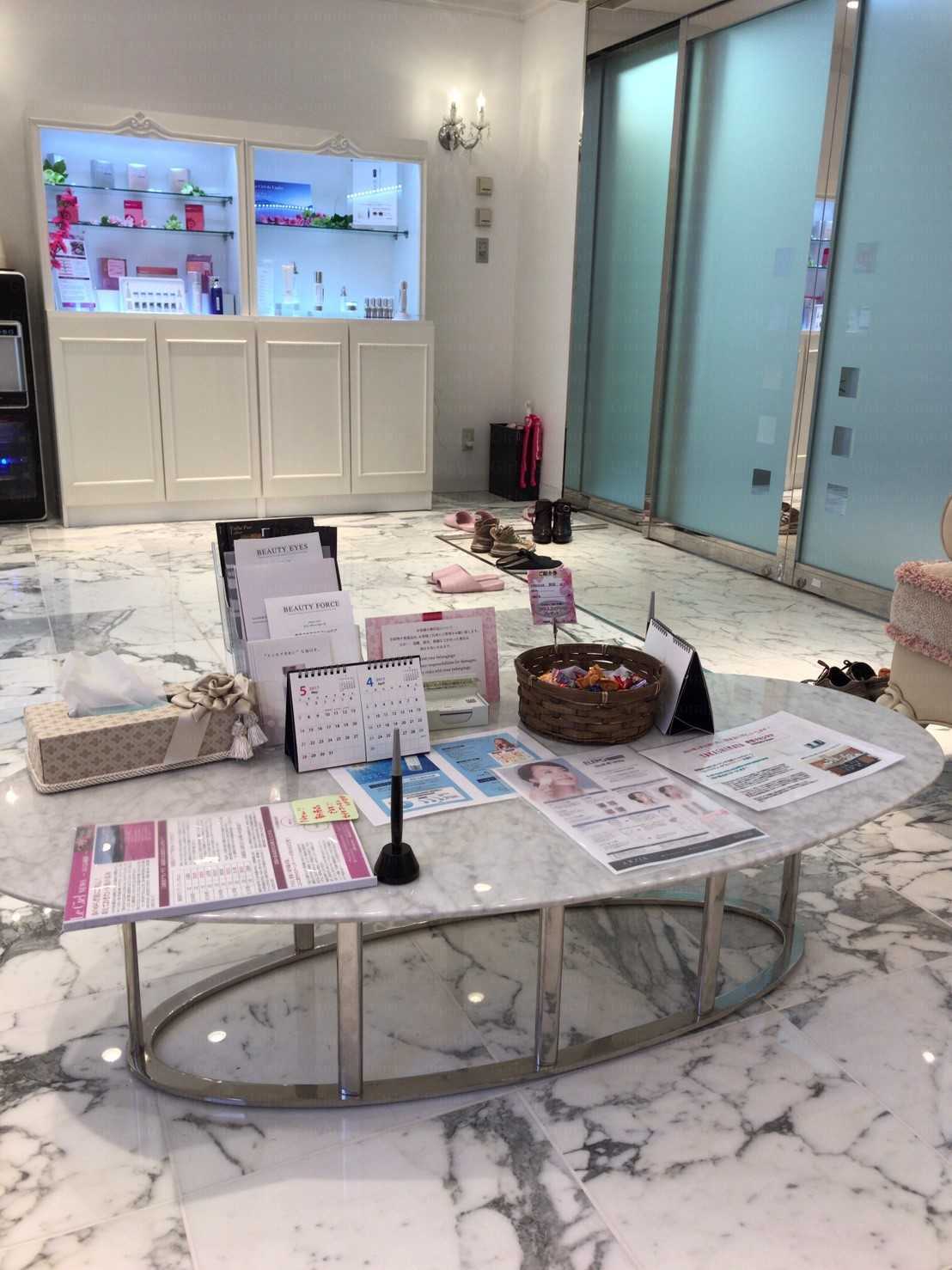 エヴァーグレース新宿店